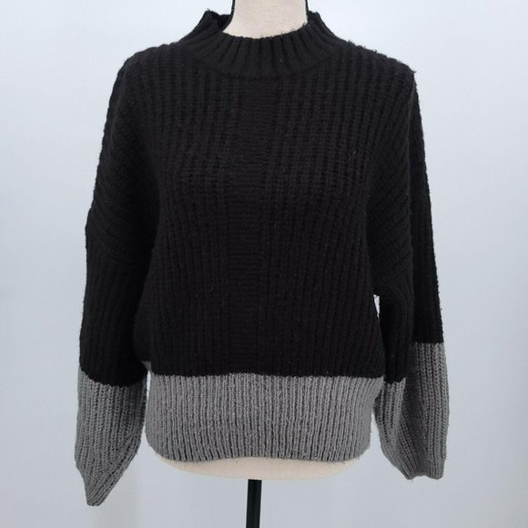 ^ Elodie Women's Large Colorblock Black Grey Mock Neck Sweater - Picture 2 of 9